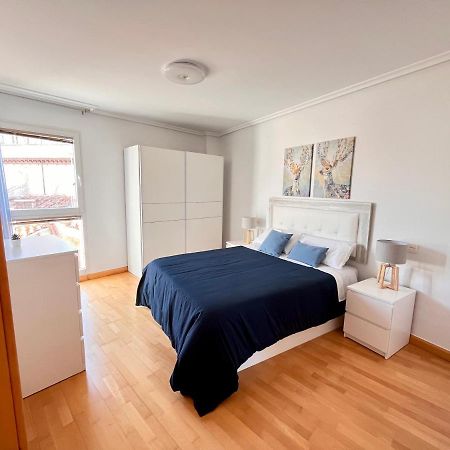 Atuaire Home La Catedral En El Salon Parking Incluido Burgos Exterior photo